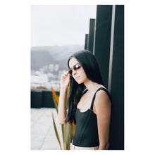 Cargar imagen en el visor de la galería, LENTES TOMMY HILFIGER OUTLOOK X67072