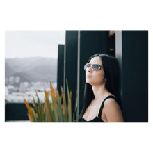Cargar imagen en el visor de la galería, LENTES TOMMY HILFIGER OUTLOOK X67072