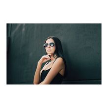 Cargar imagen en el visor de la galería, GAFAS DE SOL TOMMY HILFIGER OULOOK RUMI PARA MUJER