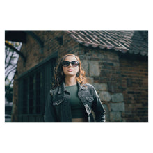 Cargar imagen en el visor de la galería, GAFAS STEVE MADDEN OUTLOOK X17033