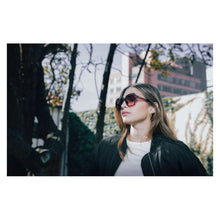 Cargar imagen en el visor de la galería, GAFAS DE SOL STEVE MADDEN OUTLOOK X17047