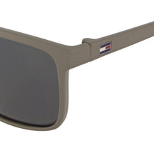 Cargar imagen en el visor de la galería, GAFAS TOMMY HILFIGER OUTLOOK PARA HOMBRE OM653