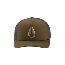 Cargar imagen en el visor de la galería, ICONED TRUCKER HAT DARK OLIVE