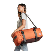 Cargar imagen en el visor de la galería, BOLSO NIXON ESCAPE 45L DUFFEL VINTAGE ORANGE
