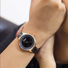Cargar imagen en el visor de la galería, RELOJ PARA MUJER CURREN 9015 KREB692001 - NEGRO