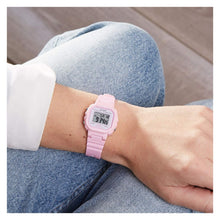 Cargar imagen en el visor de la galería, RELOJ DEPORTIVO PARA MUJER CASIO VINTAGE LA-20WH-4A1 - ROSA