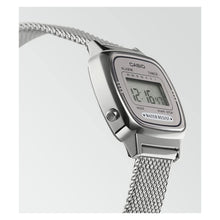 Cargar imagen en el visor de la galería, RELOJ PARA MUJER CASIO LA670WEM7DF - PLATEADO
