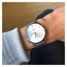 Cargar imagen en el visor de la galería, RELOJ PARA HOMBRE CASIO MTPVT01D-7BUDF - PLATEADO
