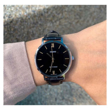 Cargar imagen en el visor de la galería, RELOJ CLÁSICO PARA UNISEXO CASIO LTPVT01L-1BUDF - NEGRO
