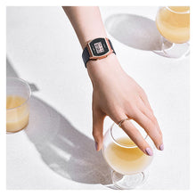 Cargar imagen en el visor de la galería, RELOJ DEPORTIVO PARA MUJER CASIO VITANGE LW204-1ADF - NEGRO