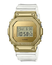 Cargar imagen en el visor de la galería, RELOJ DEPORTIVO PARA HOMBRE G-SHOCK GM-5600SG-9DR - TRANSPARENTE