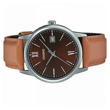 Cargar imagen en el visor de la galería, RELOJ CLÁSICO PARA HOMBRE CASIO CASIO MTP-V002L-5B3UDF - MARRÓN