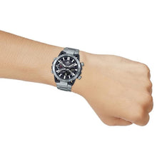 Cargar imagen en el visor de la galería, RELOJ PARA UNISEXO CASIO EDIFICE ECB2000D-1ADF - PLATEADO