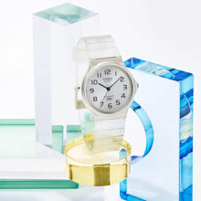 Cargar imagen en el visor de la galería, RELOJ DEPORTIVO PARA MUJER CASIO TIMELESS MQ-24S-7BDF - BLANCO