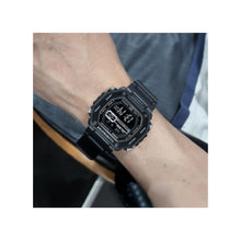 Cargar imagen en el visor de la galería, RELOJ DEPORTIVO PARA HOMBRE CASIO MENS MWD-110HB-1BVDF - NEGRO