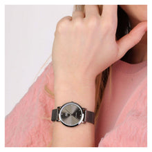Cargar imagen en el visor de la galería, RELOJ PARA MUJER Q&Q QA21J402Y QA21J402Y - NEGRO