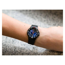 Cargar imagen en el visor de la galería, RELOJ DEPORTIVO PARA MUJER Q&Q VR19J005Y VR19J005Y - NEGRO