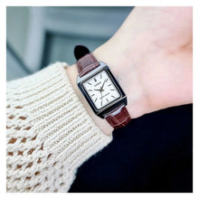 Cargar imagen en el visor de la galería, RELOJ CLÁSICO PARA MUJER CASIO LTP_V007L_7E2U - MARRON
