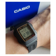 Cargar imagen en el visor de la galería, RELOJ DEPORTIVO PARA HOMBRE CASIO - F-201WA-1ADF - NEGRO