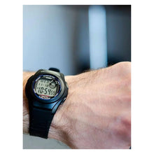 Cargar imagen en el visor de la galería, RELOJ DEPORTIVO PARA HOMBRE CASIO F_200W_1A F_200W_1A - NEGRO
