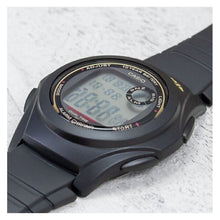 Cargar imagen en el visor de la galería, RELOJ DEPORTIVO PARA HOMBRE CASIO F_200W_9A - NEGRO