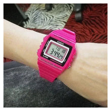 Cargar imagen en el visor de la galería, RELOJ DEPORTIVO PARA MUJER CASIO CASIO W-215H-4AV - ROSADO