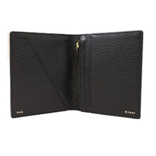 Cargar imagen en el visor de la galería, ESTUCHE DE PASAPORTE FOSSIL RFID PASSPORT NEGRO SL7431001