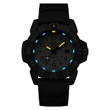 Cargar imagen en el visor de la galería, RELOJ PARA HOMBRE LUMINOX NAVY XS.3251.CBNSF.SET - NEGRO