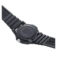 Cargar imagen en el visor de la galería, RELOJ PARA HOMBRE LUMINOX LEATHERBACK XS.0335 - GRIS
