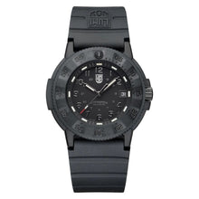 Cargar imagen en el visor de la galería, RELOJ DEPORTIVO PARA HOMBRE LUMINOX NAVY XS.3001.EVO.BO.S - NEGRO