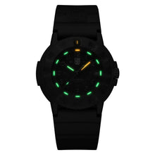 Cargar imagen en el visor de la galería, RELOJ DEPORTIVO PARA HOMBRE LUMINOX NAVY XS.3001.EVO.BO.S - NEGRO