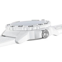 Cargar imagen en el visor de la galería, RELOJ PARA HOMBRE LUMINOX NAVY SEAL XS.3507.WB - BLANCO