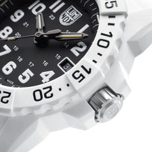 Cargar imagen en el visor de la galería, RELOJ PARA HOMBRE LUMINOX NAVY SEAL XS.3507.WB - BLANCO