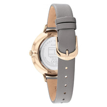 Cargar imagen en el visor de la galería, RELOJ CLÁSICO PARA MUJER TOMMY HILFIGER 1782619 - GRIS