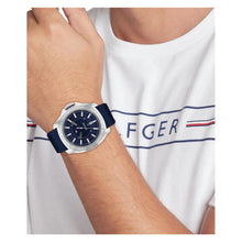 Cargar imagen en el visor de la galería, RELOJ DEPORTIVO PARA HOMBRE TOMMY HILFIGER WINDSURF 1792134 - AZUL