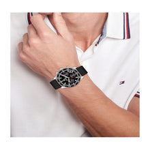 Cargar imagen en el visor de la galería, RELOJ PARA HOMBRE TOMMY HILFIGER TH85 1792162 - NEGRO