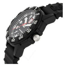 Cargar imagen en el visor de la galería, RELOJ DEPORTIVO PARA HOMBRE LUMINOX LEATHERBACK XS.0301.L - NEGRO