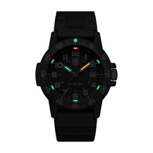 Cargar imagen en el visor de la galería, RELOJ DEPORTIVO PARA HOMBRE LUMINOX LEATHERBACK XS.0321.L - NEGRO