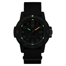 Cargar imagen en el visor de la galería, RELOJ PARA HOMBRE LUMINOX LEATHERBACK XS.0333 - NEGRO