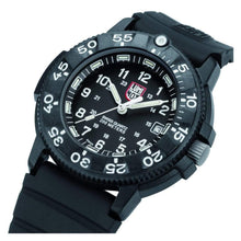 Cargar imagen en el visor de la galería, RELOJ DEPORTIVO PARA HOMBRE LUMINOX NAVY XS.3001.F - NEGRO