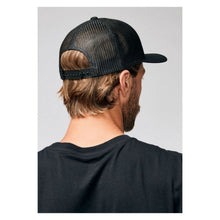 Cargar imagen en el visor de la galería, GORRAS NIXON ICONED TRUCKER HAT C1862 004-00 NEGRO HOMBRE