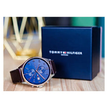 Cargar imagen en el visor de la galería, RELOJ CLÁSICO PARA HOMBRE TOMMY HILFIGER 1791712 - MARRÓN