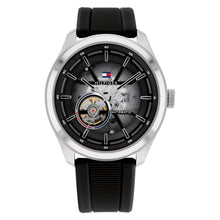 Cargar imagen en el visor de la galería, RELOJ DEPORTIVO PARA HOMBRE TOMMY HILFIGER TMY1791886 - NEGRO