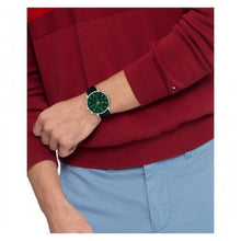 Cargar imagen en el visor de la galería, RELOJ CLÁSICO PARA HOMBRE TOMMY HILFIGER TMY1791985 - NEGRO