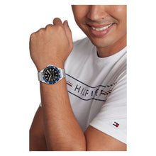 Cargar imagen en el visor de la galería, RELOJ PARA HOMBRE TOMMY HILFIGER 1792037 - PLATEADO