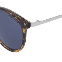 Cargar imagen en el visor de la galería, LENTES DE SOL T.HILFIGER OULOOK OL556 PARA MUJER
