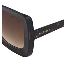 Cargar imagen en el visor de la galería, LENTES DE SOL PARA MUJER TOMMY HILFIGER X60125 OUTLOOK
