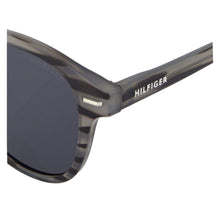 Cargar imagen en el visor de la galería, LENTES DE SOL PARA HOMBRE TOMMY HILFIGER X62137 OUTLOOK
