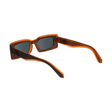 Cargar imagen en el visor de la galería, GAFAS DE SOL CALVIN KLEIN JEANS CKJ24604S (057) UNISEX

