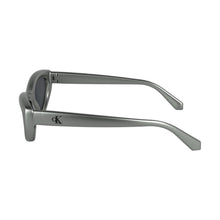 Cargar imagen en el visor de la galería, GAFAS DE SOL CALVIN KLEIN JEANS CKJ24624S (050) PARA MUJER
